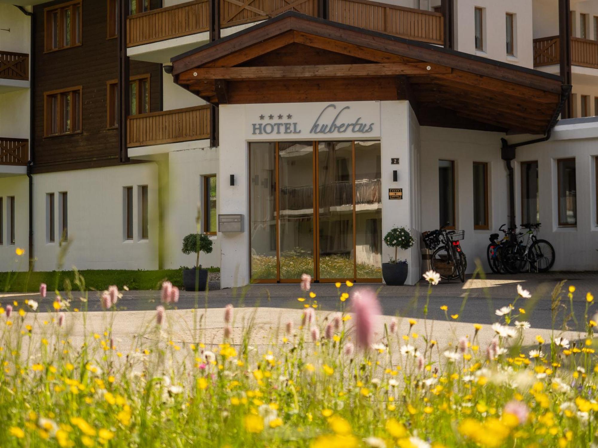 Hotel Hubertus Obergesteln Eksteriør bilde