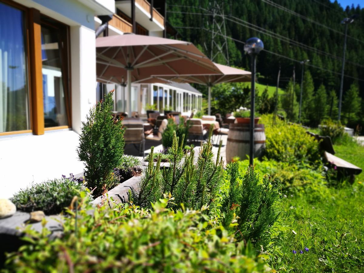 Hotel Hubertus Obergesteln Eksteriør bilde