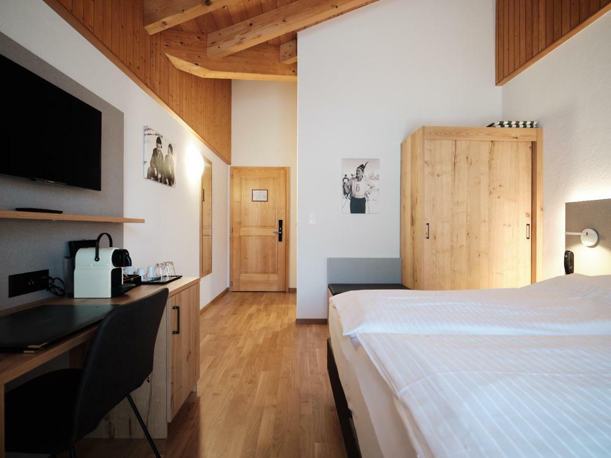 Hotel Hubertus Obergesteln Eksteriør bilde
